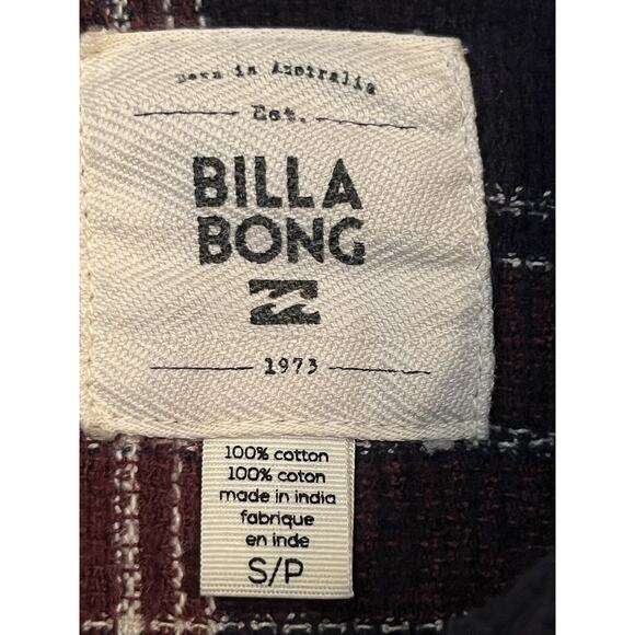 Billabong Womens Size Small Red Plaid Button Up Long Sleeve Flannel Pocket Shirt - Picture 2 of 7